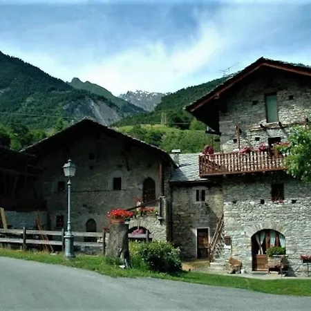 La Maison Everest 73 - Bilocale A La Ruine, Morgex Exterior photo
